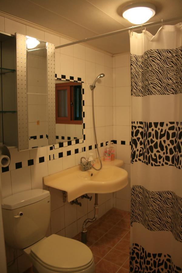 Egg Guesthouse Korea โซล ภายนอก รูปภาพ